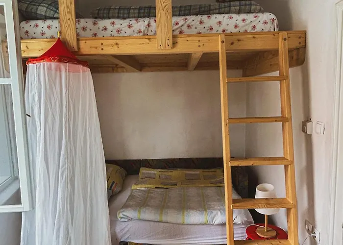 Hisa Velikanka_giantess בית כפרי Kostel